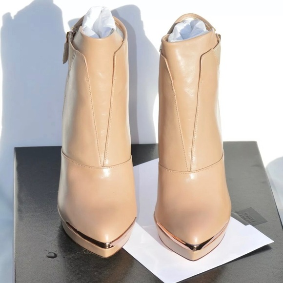 NWB Herve Leger Mercer Bootie Nude 9.5M - EU 39.5 - Picture 4 of 6